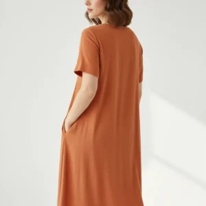 Roselle Doğal Dokulu Günlük Elbise – Hafif, Rahat ve Şık Yazlık Kadın Elbise – Terzibotantik Doğal Tasarım